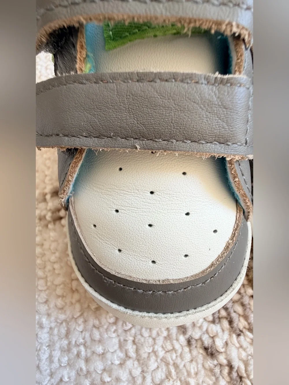 Robeez First Kicks Brooks Baby Shoes Charcoal Shark Leather 9-12 Months